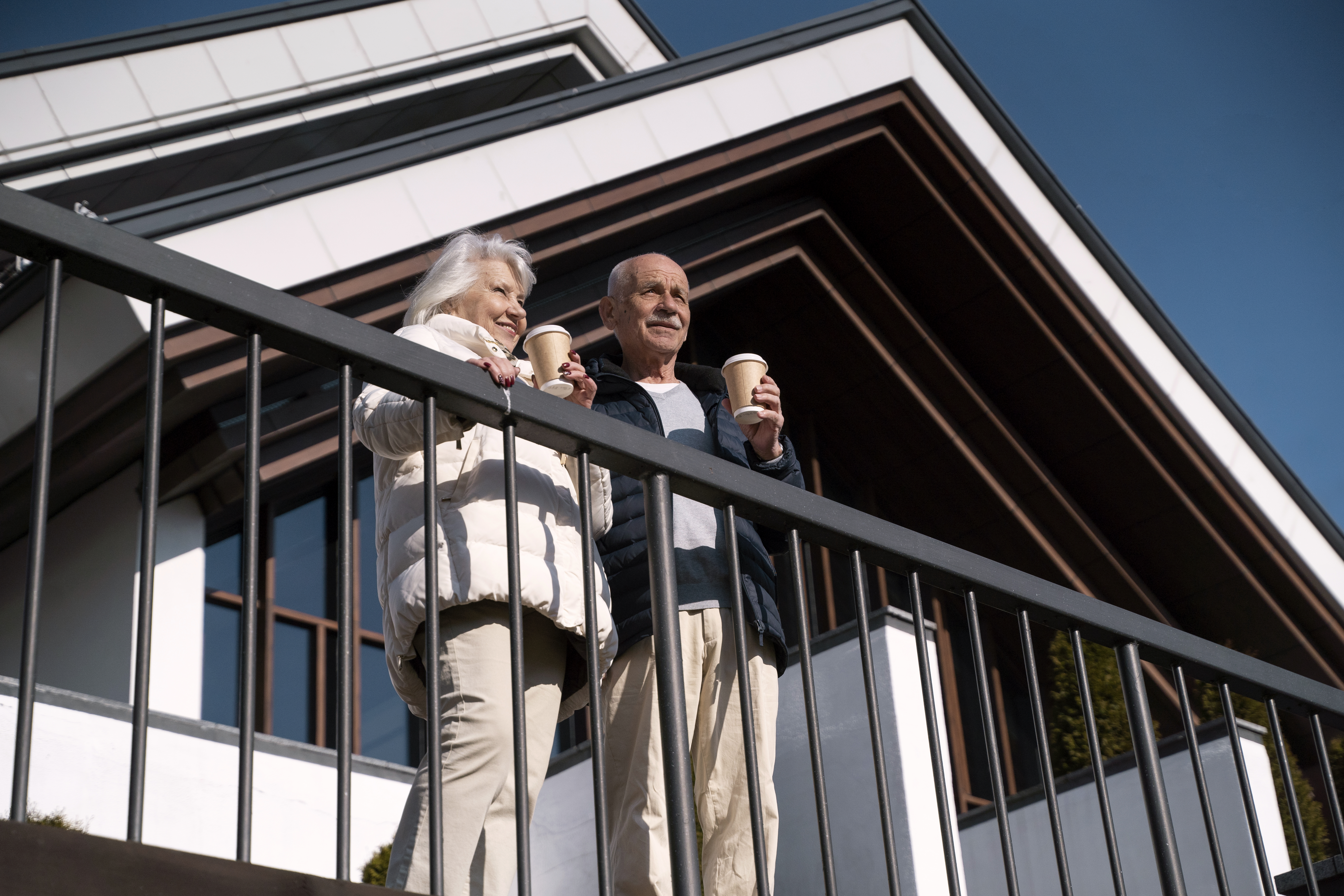 Modern assisted residences blend healthcare, design, and community living.